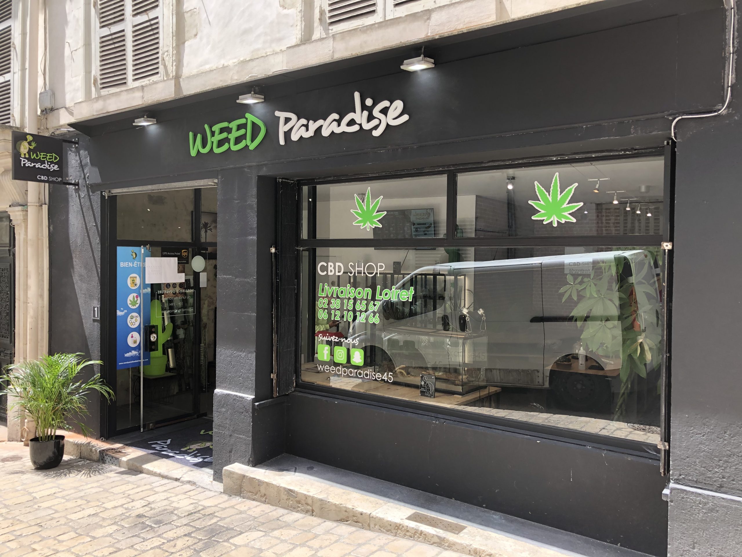 Enseigne WEED PARADISE par France Enseignes